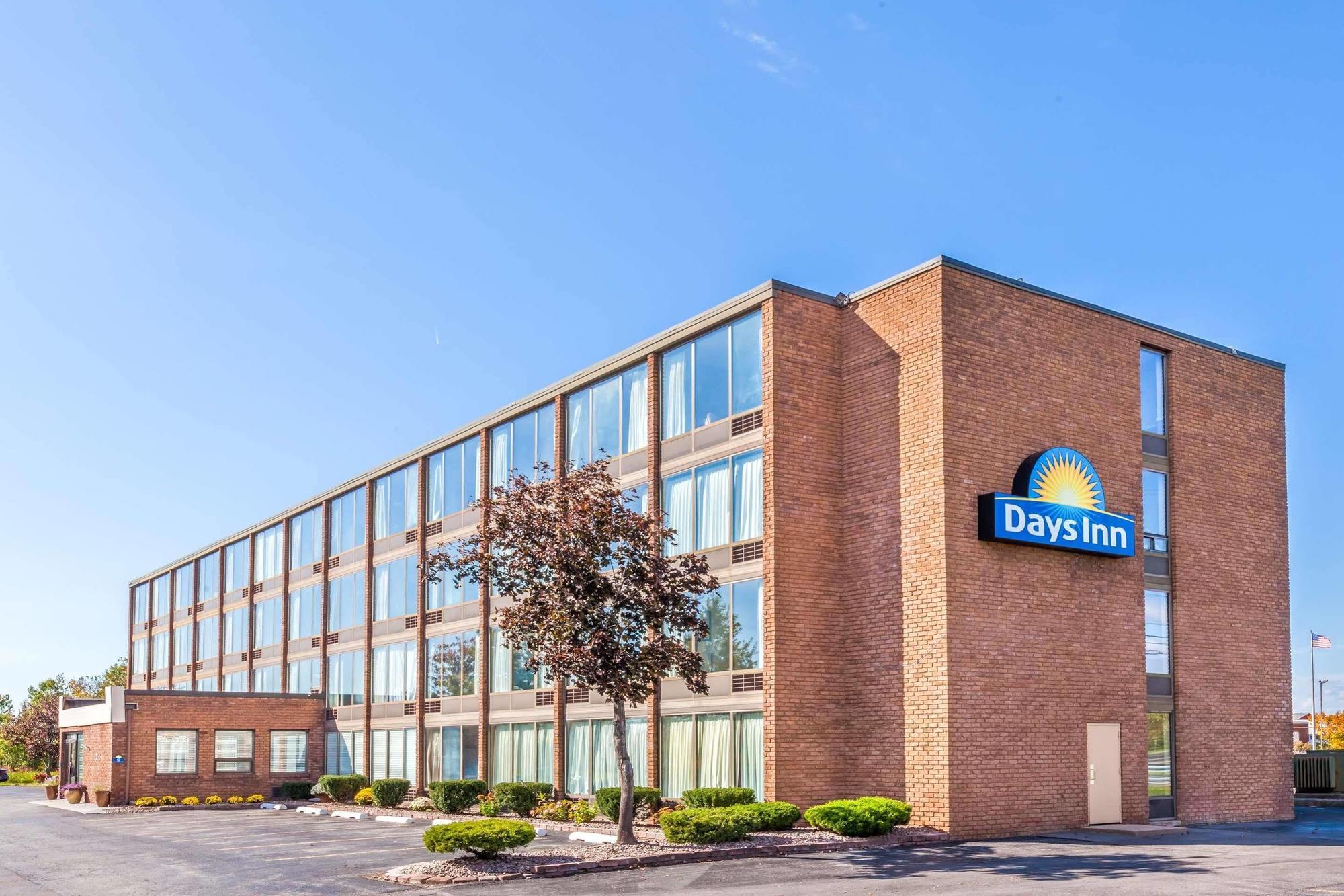 Days Inn Syracuse East Syracuse Exterior photo